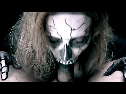 ❤️ Dämonenmädchen lutscht Schwanz mit ihrem schwarzen Mund und schluckt Sperma. ❤❌ Porn video bei de.pornoreino-com.ru